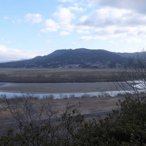 眼下に北上川
