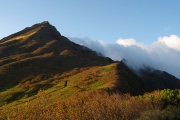 麓から雲が