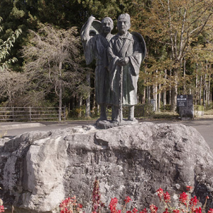 芭蕉と曽良の銅像